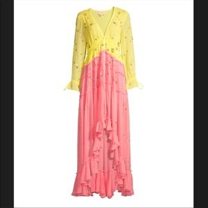 New! Exclusive Rococo Sand V-neck Ruffle Dress 💖